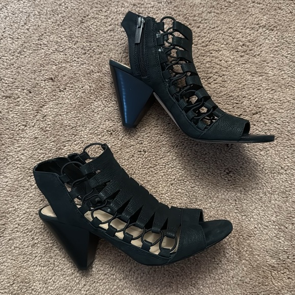 Vince Camuto Eliaz Heeled Strappy Gladiator Dress Sandals Black Leather Size 7 - Picture 4 of 14